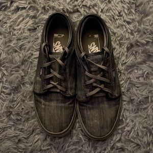 Vans, lace up